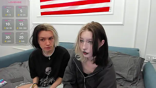 VeryRare TwinS online show from May 2026 10:53:01 PM