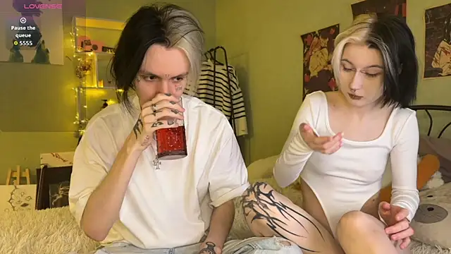 VeryRare TwinS online show from October 2025 09:40:01 PM