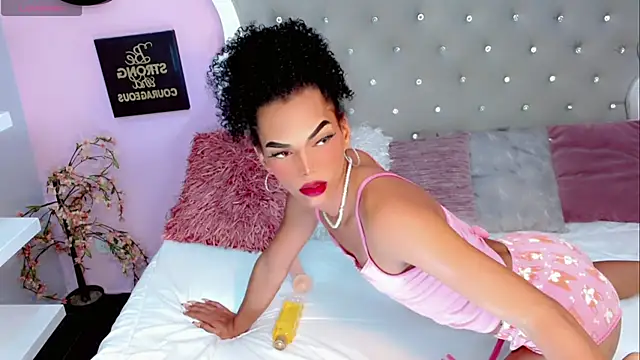 Diva Smith02 online show from January 2025 05:40:02 PM