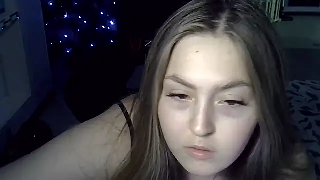 Snapshot of Emilie_Kitty chatting on January 2025 07:29:02 PM Emilie Kitty online show from January 2025 07:29:02 PM