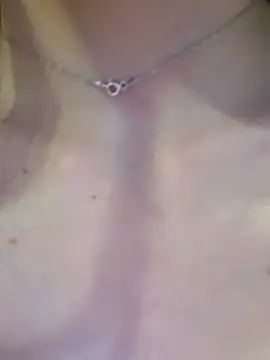 Maddy Jones online show from September 2025 01:01:01 AM