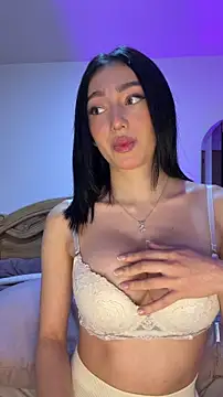 Maddy Jones online show from March 2026 12:38:02 AM