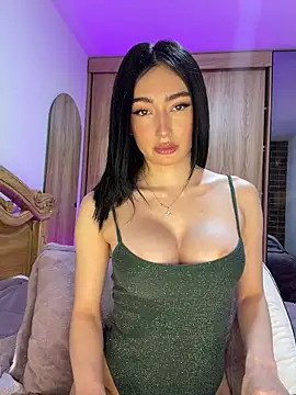 Maddy Jones online show from April 2026 12:23:01 AM