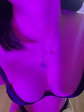 Maddy Jones online show from March 2026 01:13:01 AM