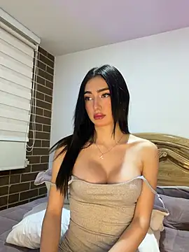 Maddy Jones online show from February 2026 02:22:01 AM