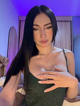 Maddy Jones online show from January 2026 02:49:02 AM