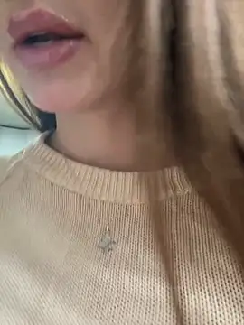 Maddy Jones online show from September 2025 01:55:01 AM