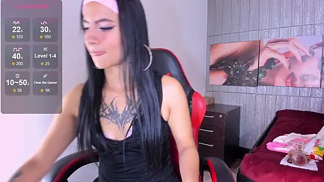 Anniee x online show from May 2026 11:52:01 AM