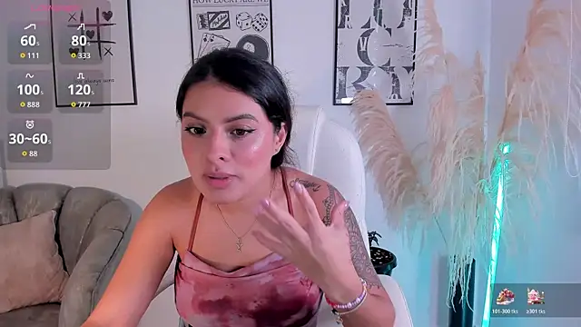 NiiaEvanss online show from November 2025 04:17:02 PM