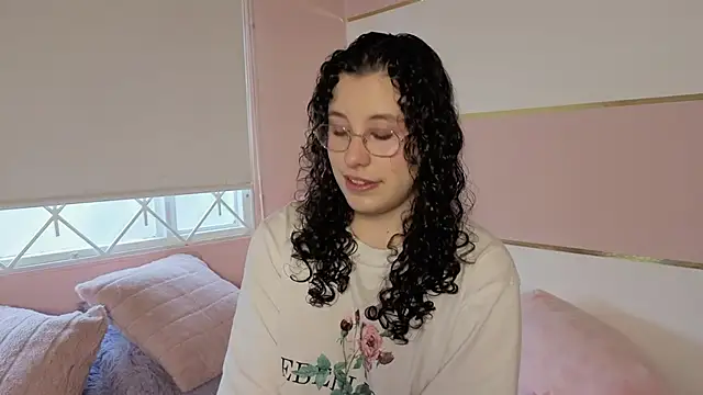 Snapshot of Charlotte__Miller chatting on October 2025 11:23:02 AM Charlotte Miller online show from October 2025 11:23:02 AM