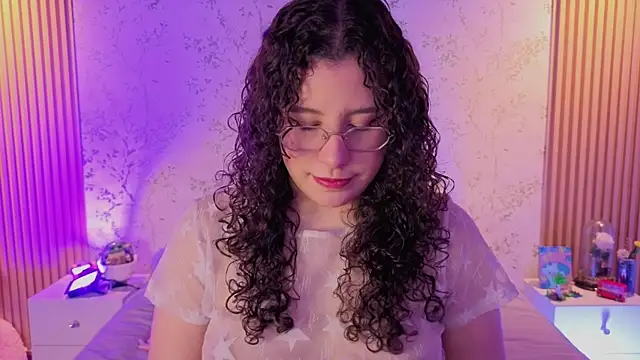 Charlotte  Miller online show from April 2026 11:38:01 AM