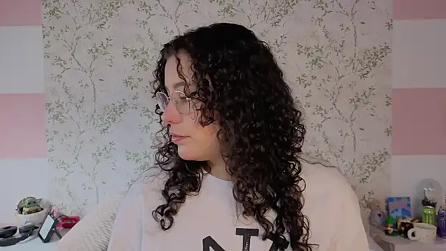 Charlotte  Miller online show from April 2026 12:23:01 PM