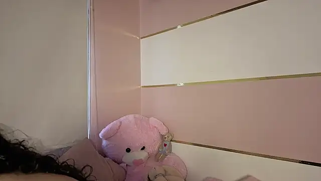 Charlotte  Miller online show from October 2025 11:42:01 AM