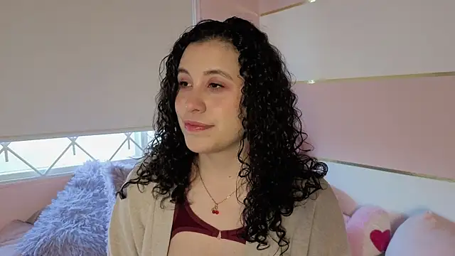 Snapshot of Charlotte__Miller chatting on October 2025 11:33:01 AM Charlotte Miller online show from October 2025 11:33:01 AM