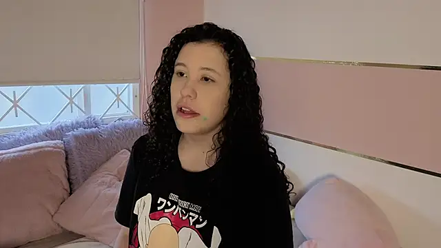 Snapshot of Charlotte__Miller chatting on October 2025 11:33:02 AM Charlotte Miller online show from October 2025 11:33:02 AM