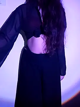 Angelnirvanaa online show from October 2025 02:51:02 PM