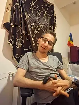 HoundingIniquity online show from May 2026 09:46:01 PM