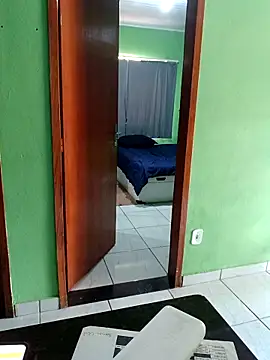 AliceRuivinha2 online show from April 2026 03:41:02 PM