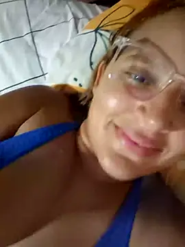 AliceRuivinha2 online show from March 2025 08:51:02 AM