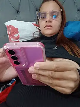 AliceRuivinha2 online show from July 2026 09:59:02 PM
