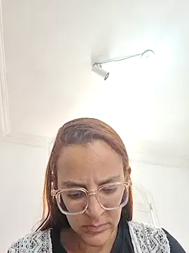 AliceRuivinha2 online show from July 2026 02:35:01 PM