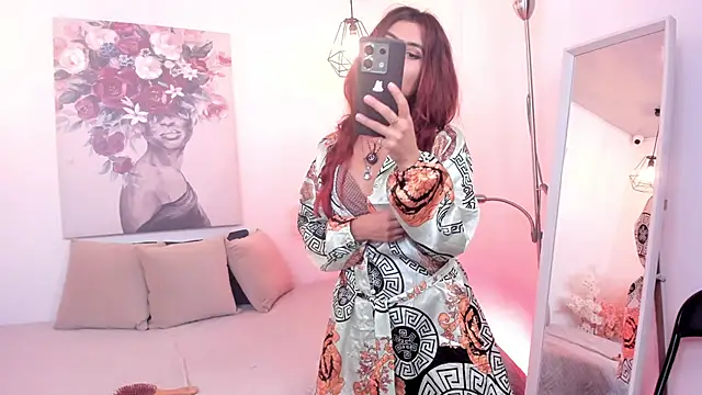 Snapshot of iriis_rosse chatting on September 2025 04:36:01 PM iriis rosse online show from September 2025 04:36:01 PM