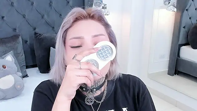 jinxv nuss online show from February 2026 02:12:01 AM