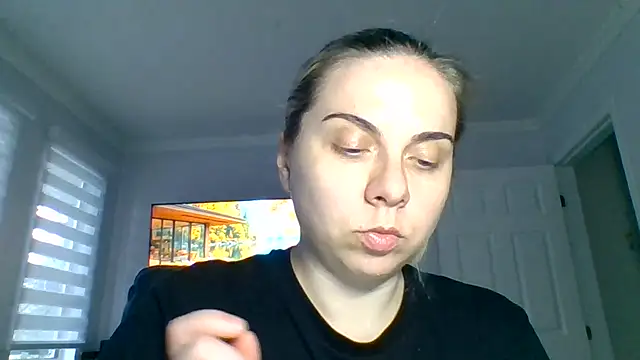 Snapshot of HappyIva chatting on September 2025 09:21:02 PM HappyIva online show from September 2025 09:21:02 PM