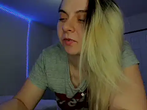 Snapshot of HappyIva chatting on February 2025 12:56:01 PM HappyIva online show from February 2025 12:56:01 PM
