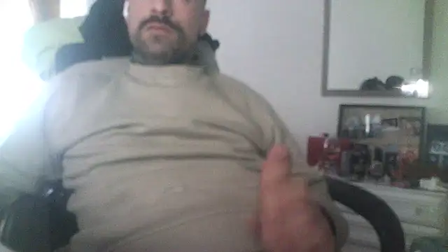 Snapshot of Patrickhound chatting on February 2025 02:49:01 PM Patrickhound online show from February 2025 02:49:01 PM