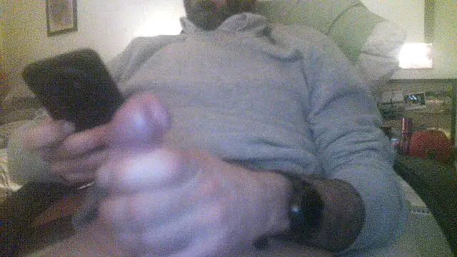 Snapshot of Patrickhound chatting on February 2026 12:34:02 AM Patrickhound online show from February 2026 12:34:02 AM
