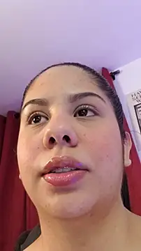 downsonMia online show from April 2026 01:29:01 AM