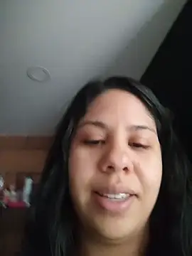 Snapshot of downsonMia chatting on May 2026 01:08:02 PM downsonMia online show from May 2026 01:08:02 PM