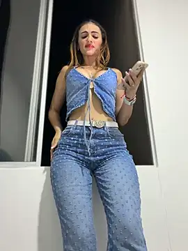 Samantha bigboobs online show from April 2026 12:03:01 AM