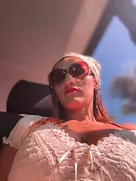 Samantha bigboobs online show from May 2026 02:15:01 PM