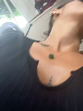 Samantha bigboobs online show from March 2026 03:22:01 PM