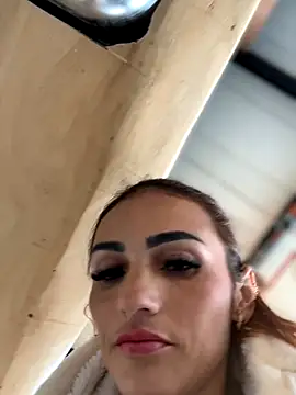 Snapshot of Samantha_bigboobs chatting on October 2025 09:58:01 PM Samantha bigboobs online show from October 2025 09:58:01 PM