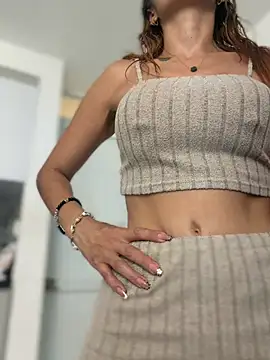 Samantha bigboobs online show from February 2026 06:06:02 PM