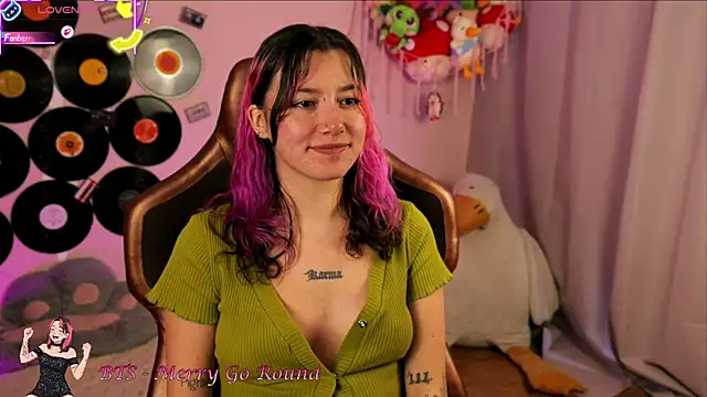 Snapshot of _zephyr_ chatting on May 2026 08:19:01 PM zephyr online show from May 2026 08:19:01 PM