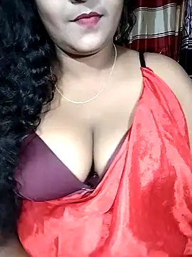 YERY HOT online show from November 2025 05:50:01 PM