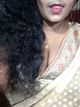 YERY HOT online show from November 2025 06:01:02 PM