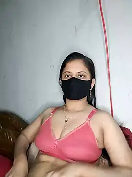 Snapshot of Hot_Nila chatting on February 2025 02:55:02 AM Hot Nila online show from February 2025 02:55:02 AM