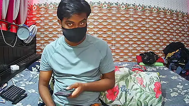 Hot Nila online show from May 2026 03:13:01 AM