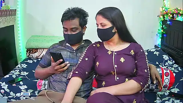 Hot Nila online show from February 2026 04:20:01 AM