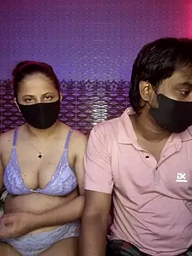 Snapshot of Hot_Nila chatting on June 2026 02:35:02 AM Hot Nila online show from June 2026 02:35:02 AM