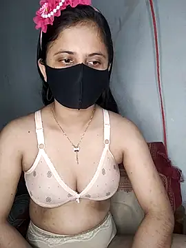 Snapshot of Hot_Nila chatting on March 2025 02:24:02 AM Hot Nila online show from March 2025 02:24:02 AM