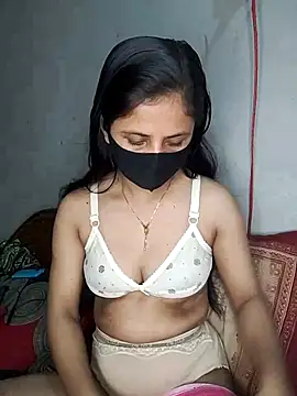 Snapshot of Hot_Nila chatting on March 2025 02:27:02 AM Hot Nila online show from March 2025 02:27:02 AM