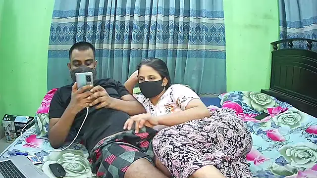 Snapshot of Hot_Nila chatting on September 2025 03:04:01 PM Hot Nila online show from September 2025 03:04:01 PM