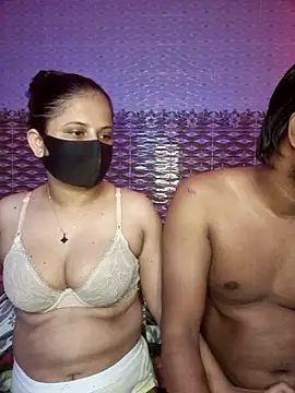 Hot Nila online show from May 2026 02:44:01 AM