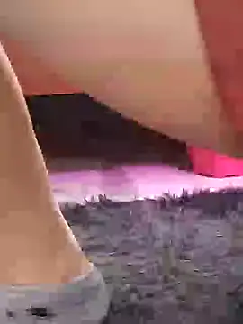 Hunhen23love online show from January 2025 12:50:02 AM